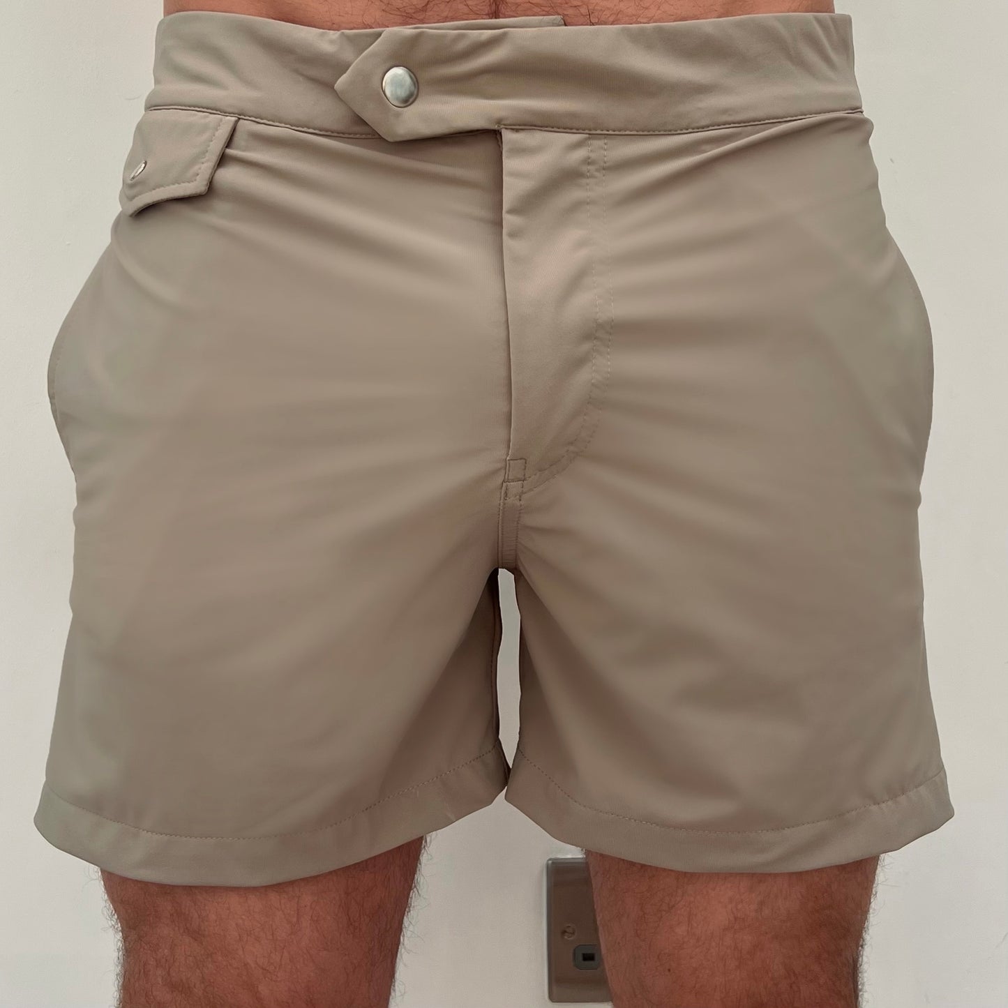 LUCA SHORT | MOCHA SHORT LENGTH